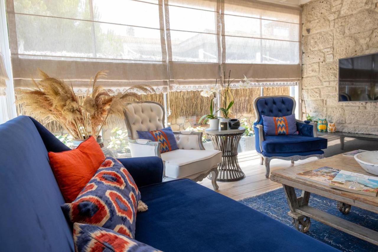 Provence Mansion ألاتشاتي المظهر الخارجي الصورة
