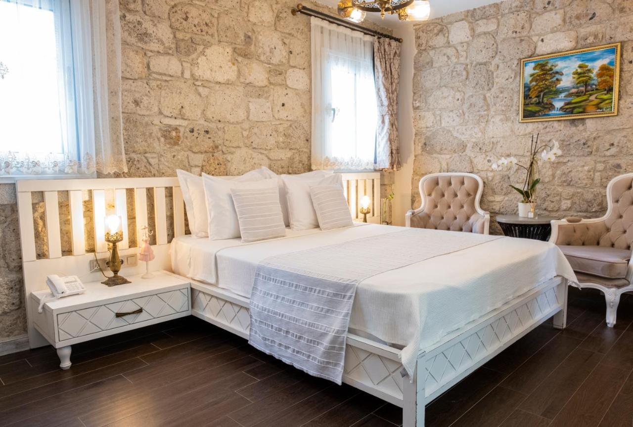 Provence Mansion ألاتشاتي المظهر الخارجي الصورة